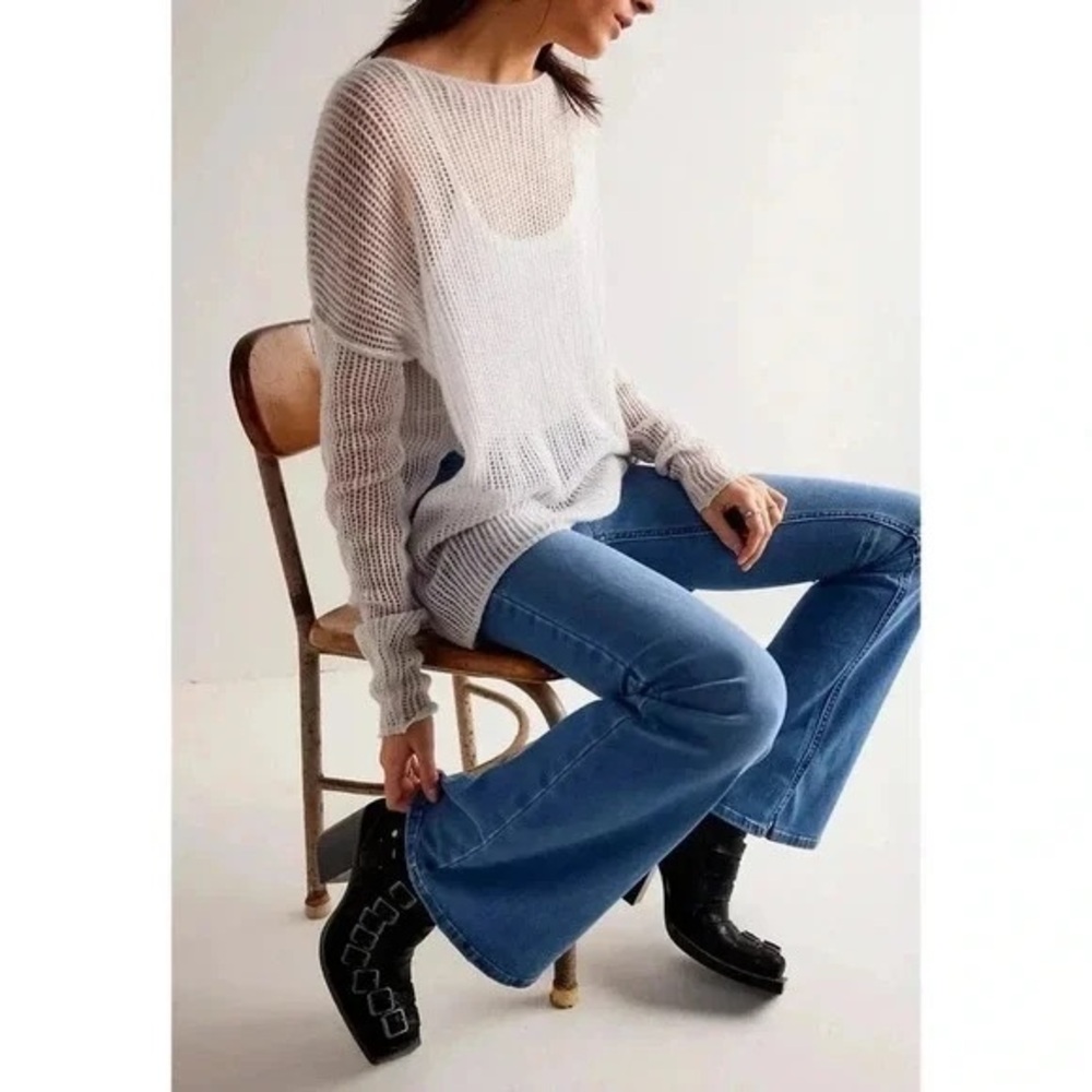 Free People Blue Flare Pull On Jeans Size 25 - Picture 2 of 5